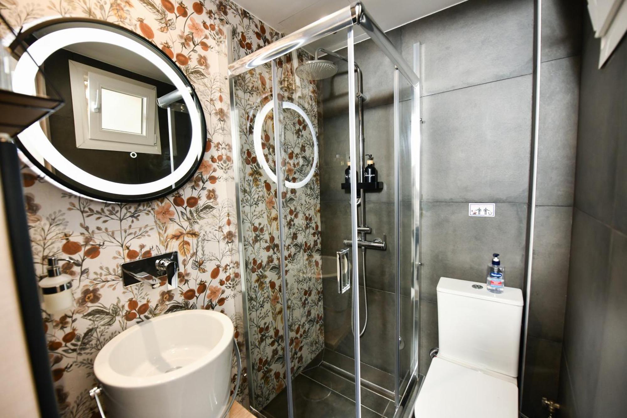 Apartamento Comfy Dots Larissa Exterior foto